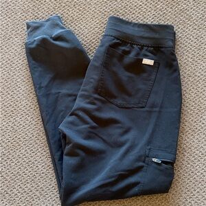 Figs Women Zemora Joggers in Black